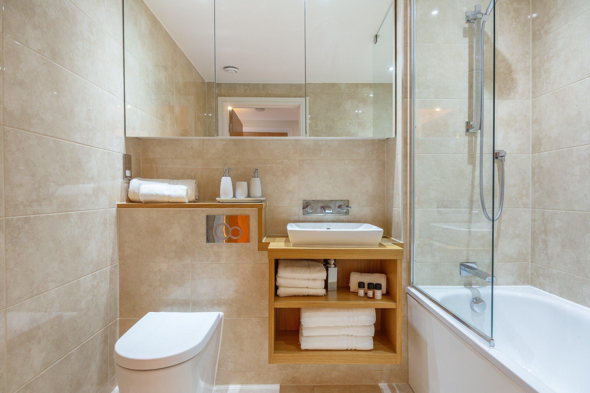 Two Bedroom Serviced Apartment With Balcony In Weymouth Building, Deacon Street Londres Exterior foto